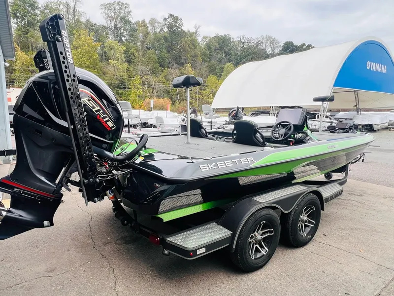 The Image of Skeeter ZXR20 2023 - 1