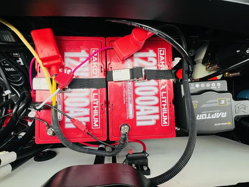 Slide: The Image of Skeeter ZXR20 2023 - 10