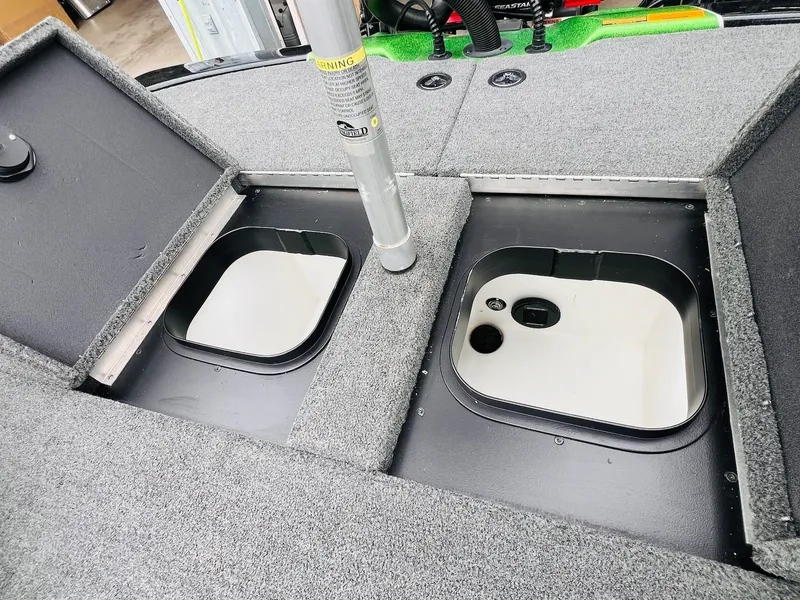 Slide: The Image of Skeeter ZXR20 2023 - 14