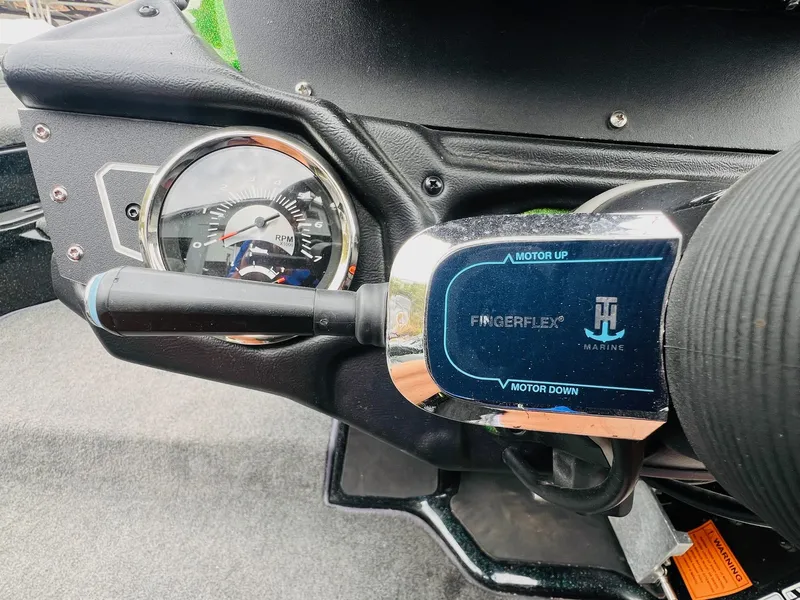 Slide: The Image of Skeeter ZXR20 2023 - 3