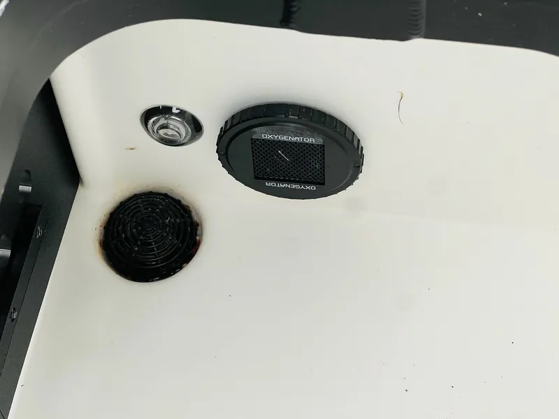 Slide: The Image of Skeeter ZXR20 2023 - 32