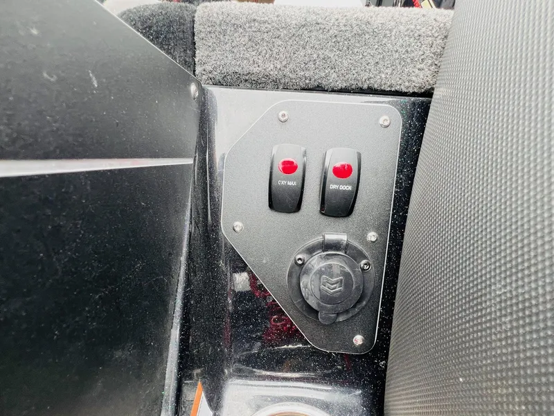 Slide: The Image of Skeeter ZXR20 2023 - 40