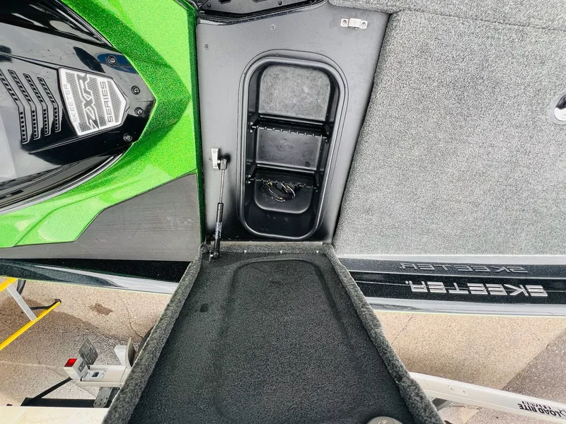 Slide: The Image of Skeeter ZXR20 2023 - 6