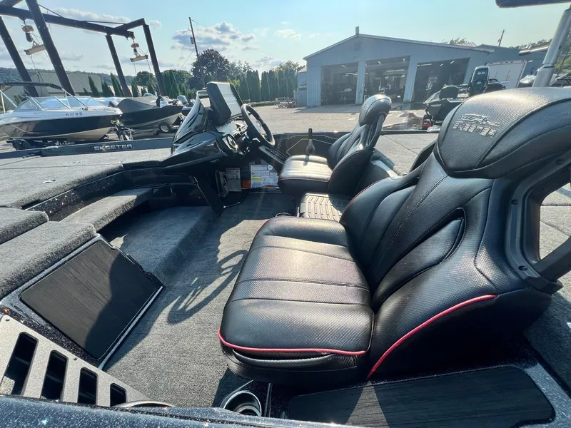 Slide: The Image of Skeeter ZXR 20 2024 - 22