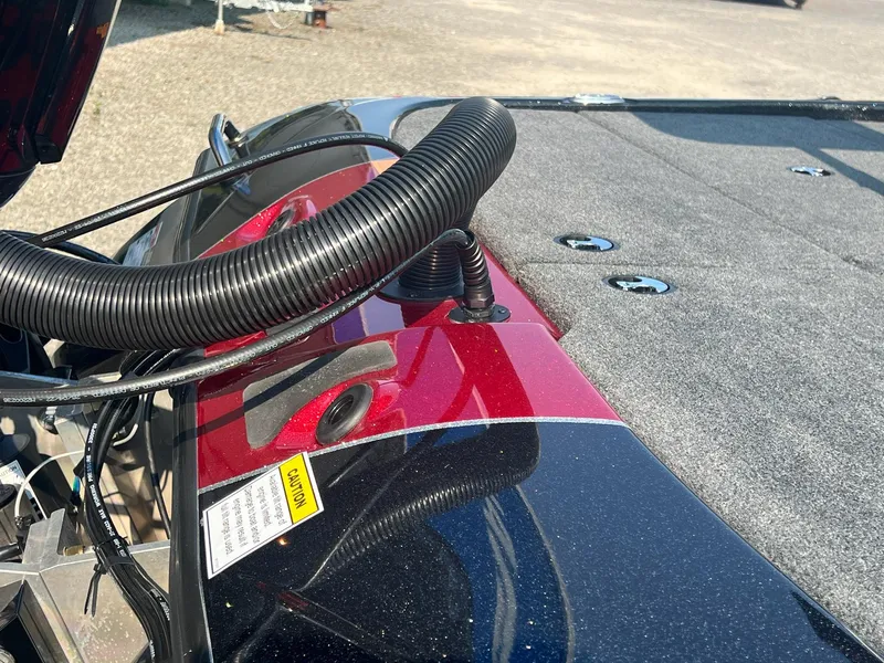 Slide: The Image of Skeeter ZXR 20 2024 - 25