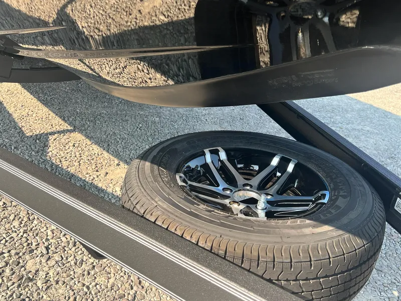 Slide: The Image of Skeeter ZXR 20 2024 - 32