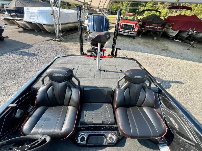 Slide: The Image of Skeeter ZXR 20 2024 - 37