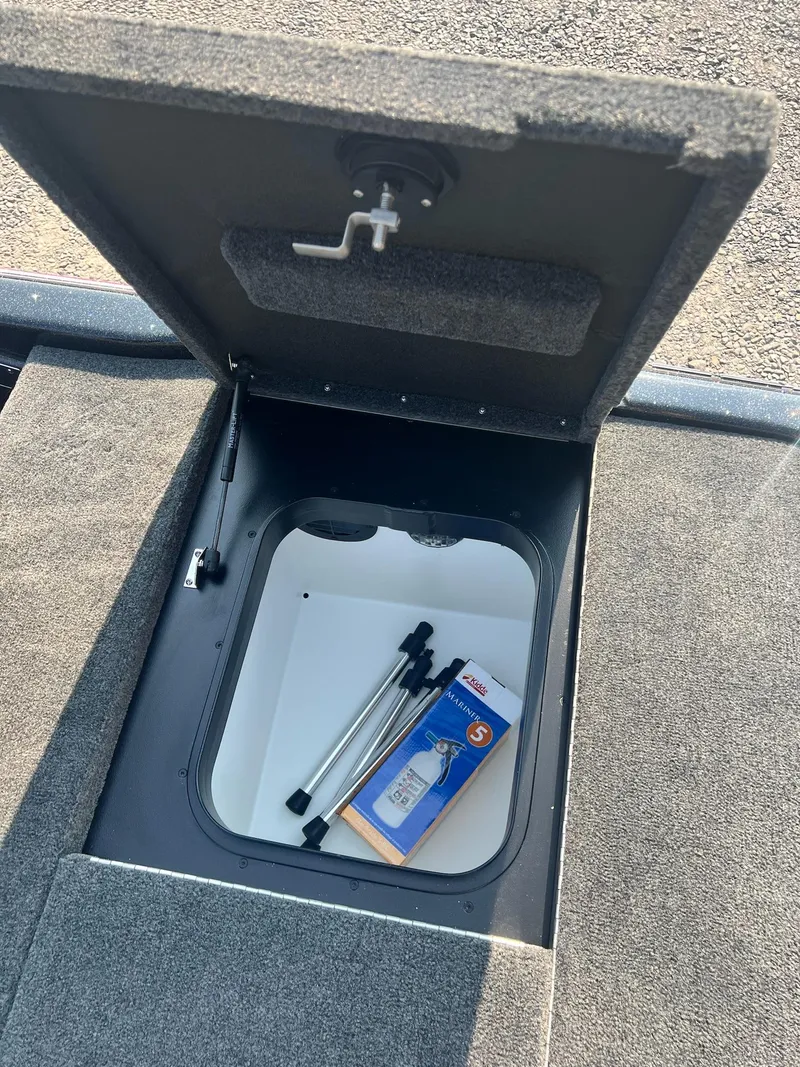 Slide: The Image of Skeeter ZXR 20 2024 - 40