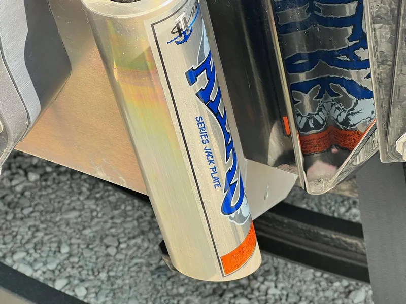 Slide: The Image of Skeeter ZXR 20 2024 - 5