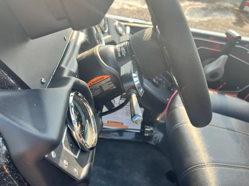 Slide: The Image of Skeeter ZXR 20 2024 - 7