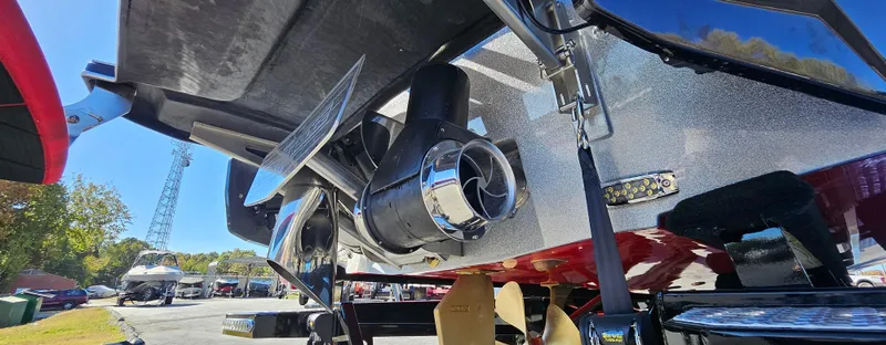 Slide: The Image of Malibu 26LSV 2025 - 23