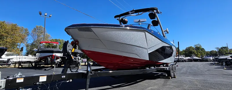 Slide: The Image of Malibu 26LSV 2025 - 25