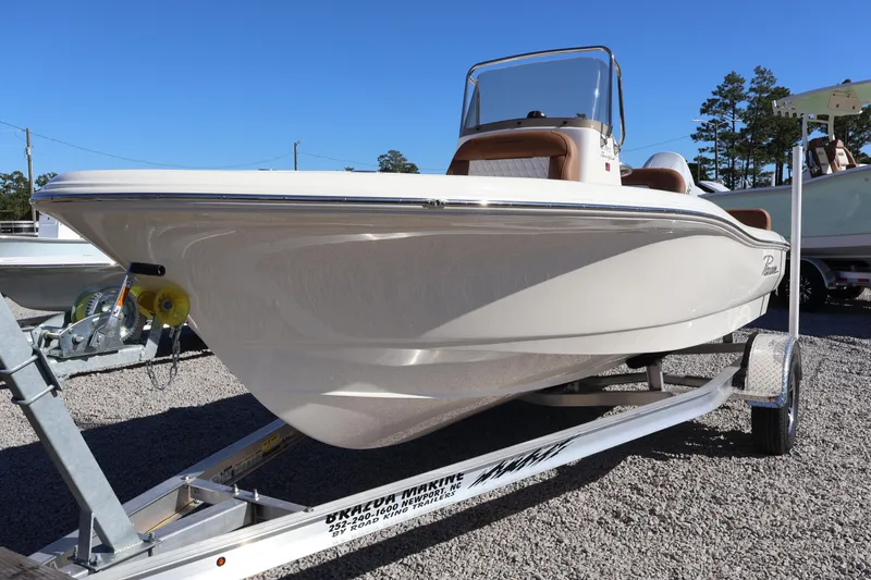 Slide: The Image of Pioneer 180 Sport Fish 2025 - 1