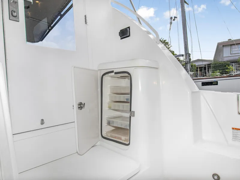 Slide: The Image of Tiara 3900 Convertible 2008 - 51