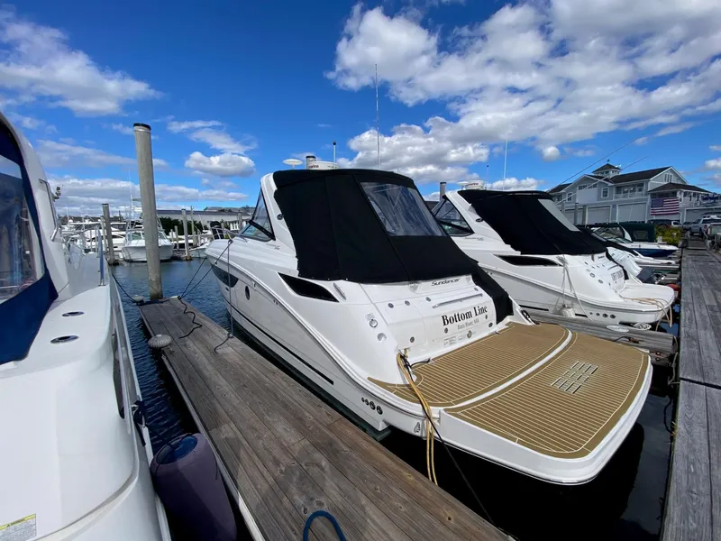 Slide: The Image of Sea Ray Sundancer 350 2013 - 2