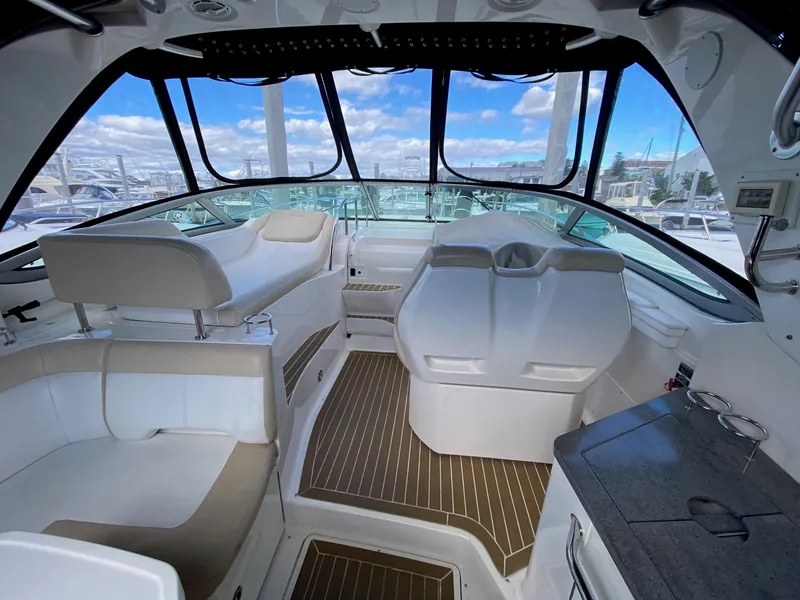 Slide: The Image of Sea Ray Sundancer 350 2013 - 7