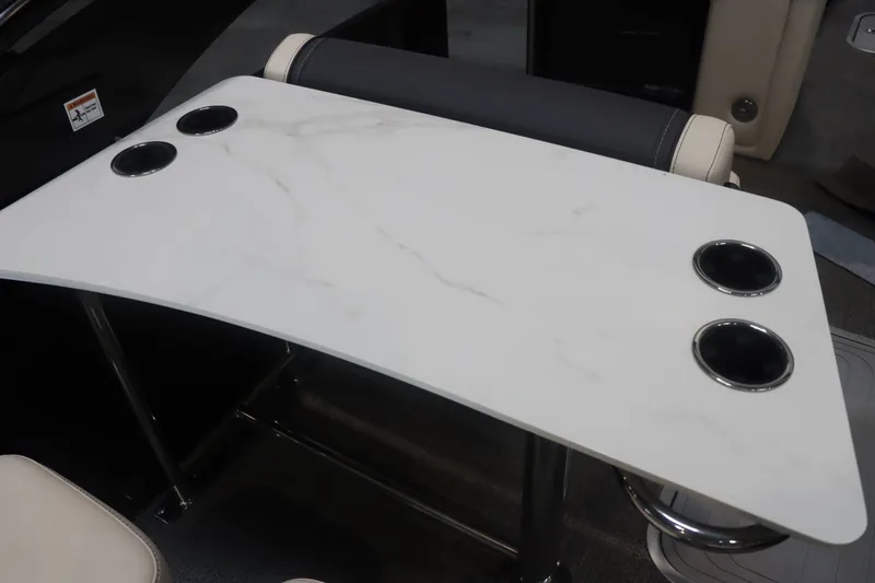 Slide: The Image of Barletta Lusso 25UE 2025 - 14