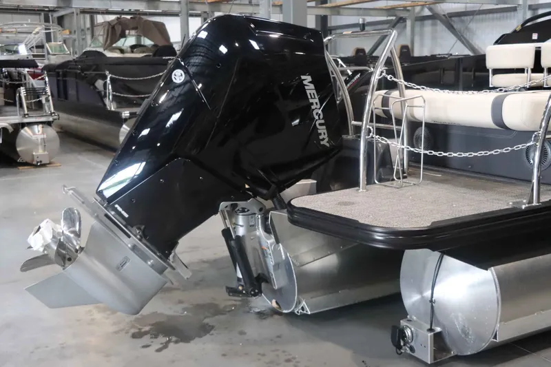 Slide: The Image of Barletta Lusso 25UE 2025 - 7