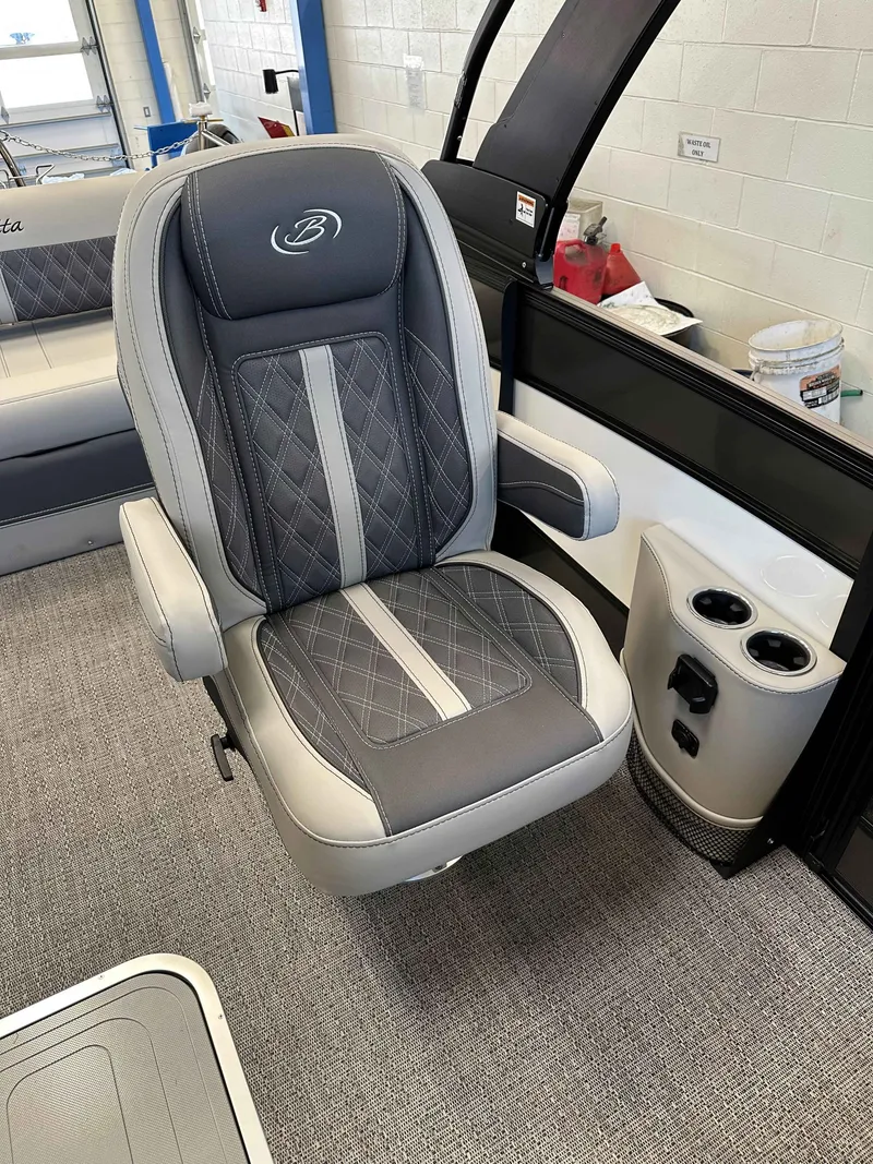 Slide: The Image of Barletta Lusso 23UC 2025 - 18