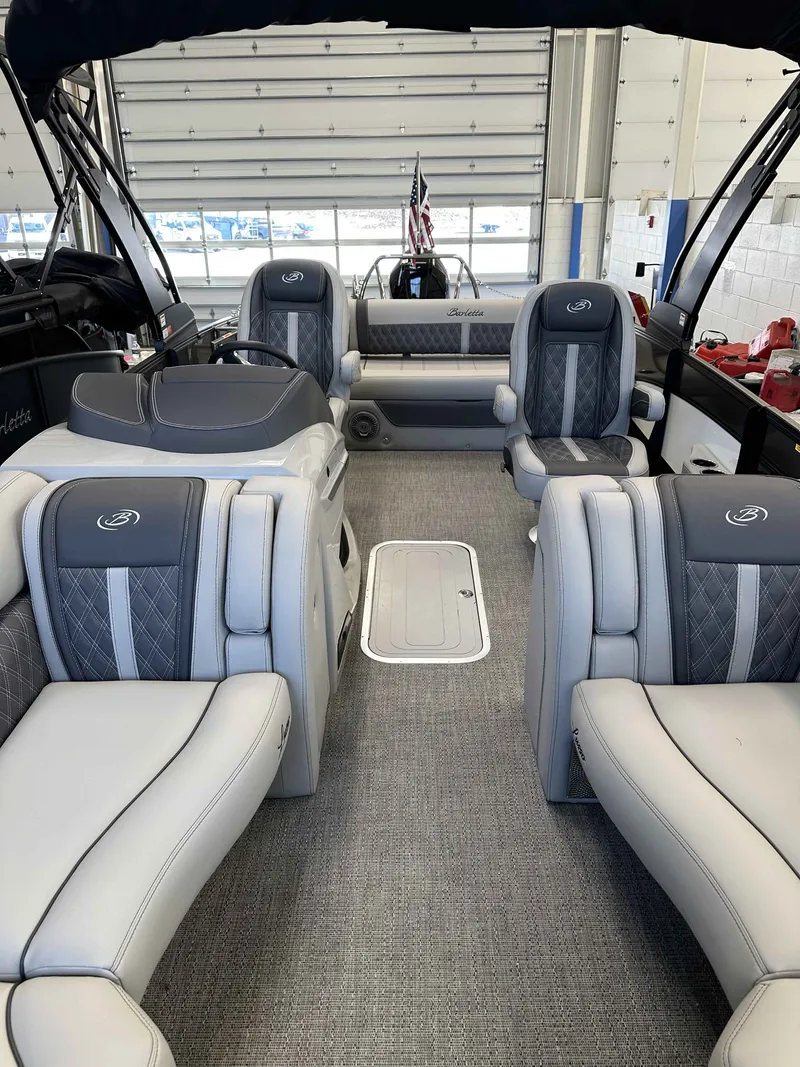 Slide: The Image of Barletta Lusso 23UC 2025 - 20