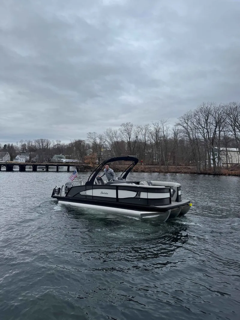 Slide: The Image of Barletta Lusso 23UC 2025 - 8