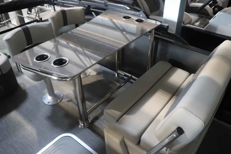 Slide: The Image of Barletta Cabrio 24UE 2025 - 9