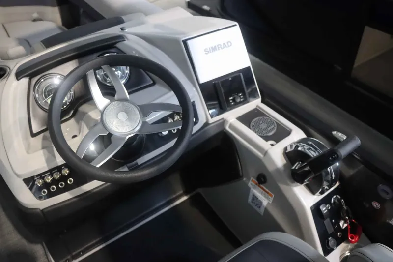 Slide: The Image of Barletta Cabrio 22U 2025 - 14