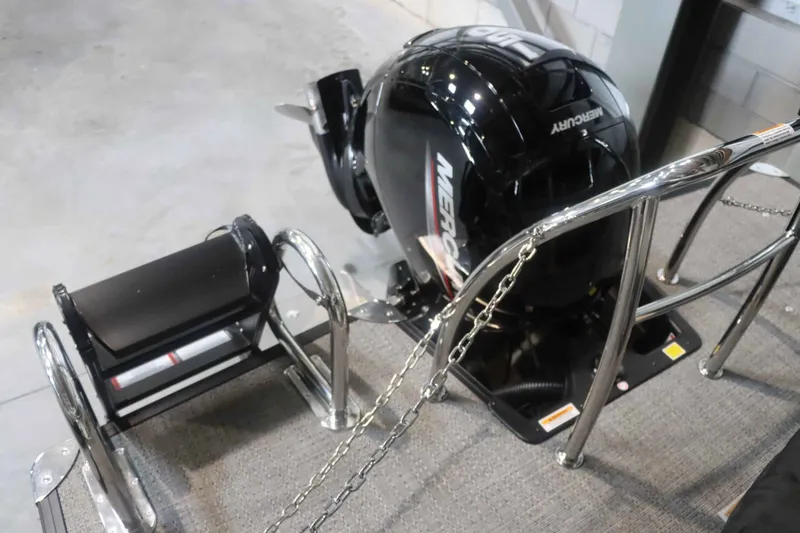 Slide: The Image of Barletta Cabrio 22U 2025 - 7