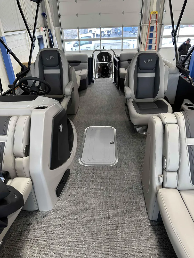 Slide: The Image of Barletta Cabrio 22QC 2025 - 17