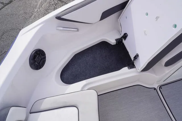 Slide: The Image of Yamaha SX195 2025 - 7