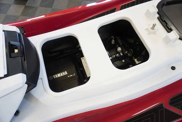 Slide: The Image of Yamaha VX Limited 2025 - 11