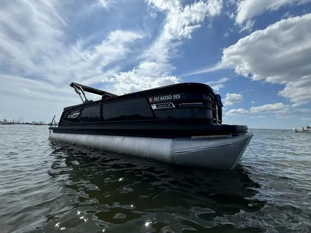 Slide: The Image of Godfrey Aquapatio 235 ULC 2024 - 13