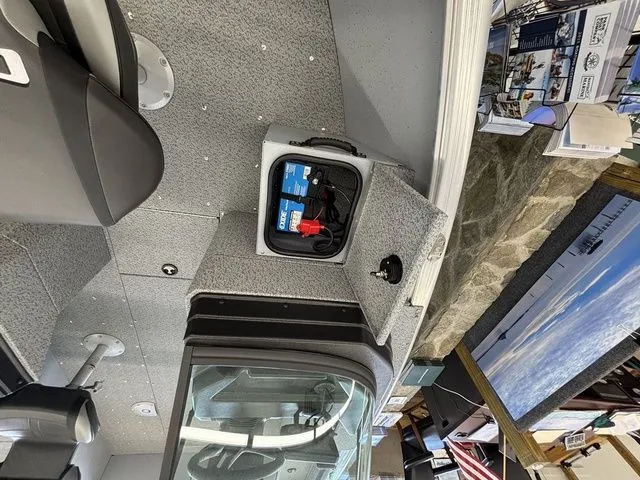 Slide: The Image of Lund 1875 Alaskan Sport 2025 - 15