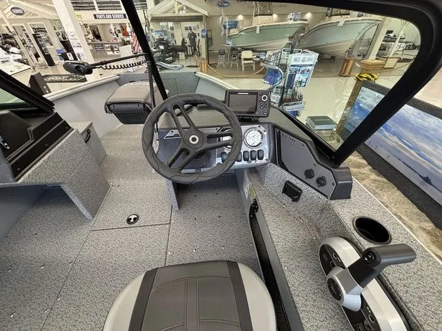 Slide: The Image of Lund 1875 Alaskan Sport 2025 - 24