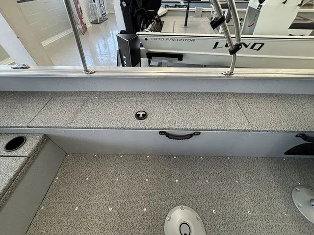 Slide: The Image of Lund 1875 Alaskan Sport 2025 - 29