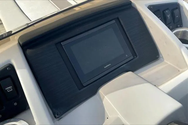 Slide: The Image of Dashboard of 2021 Bennington 22 SL boat with Garmin display. - 18