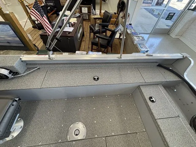 Slide: The Image of Lund 1875 Alaskan Sport 2025 - 27