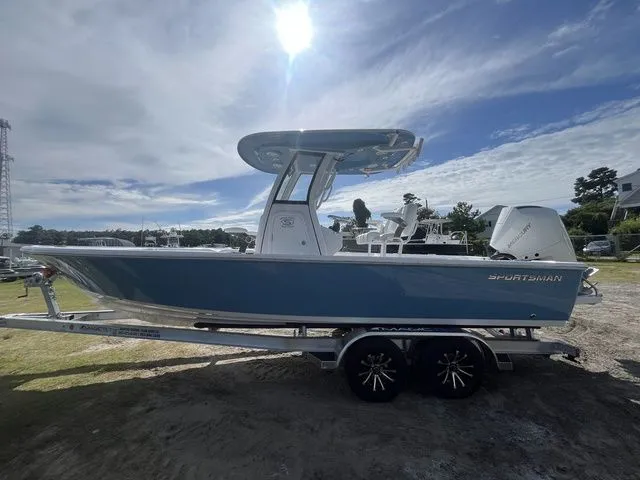 Slide: The Image of Sportsman Masters 247OE Bay Boat 2026 - 3