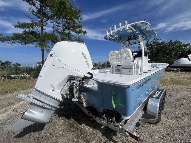 Slide: The Image of Sportsman Masters 247OE Bay Boat 2026 - 6