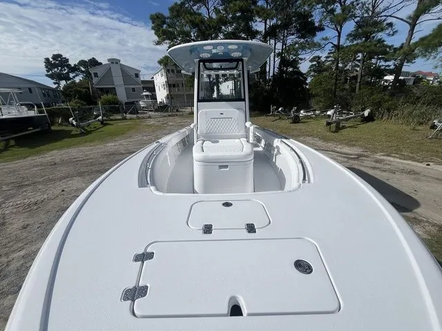 Slide: The Image of Sportsman Masters 247OE Bay Boat 2026 - 7