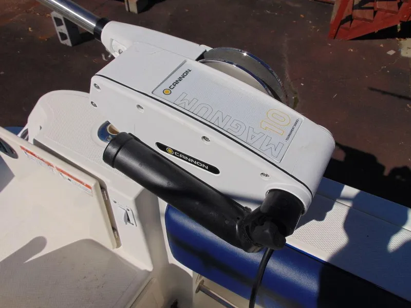 Slide: The Image of Cannon Magnum 10 downrigger on 2011 Hydra-Sports 3000VX Express boat. - 35