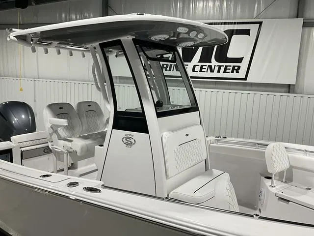 Slide: The Image of Sportsman Open 212 Center Console 2025 - 9