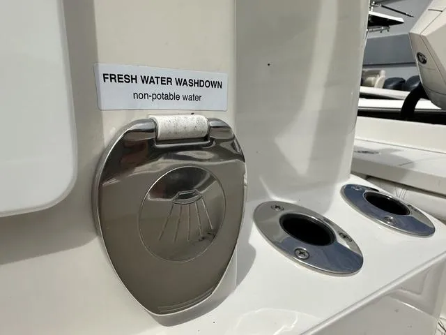 Slide: The Image of Ranger 2360 Bay 2024 - 12