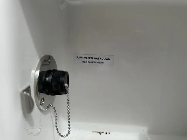 Slide: The Image of Ranger 2360 Bay 2024 - 14