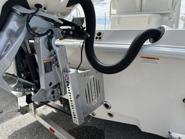 Slide: The Image of Ranger 2360 Bay 2024 - 21