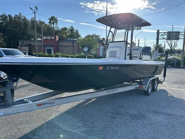 Slide: The Image of Shearwater 25LTD 2017 - 1