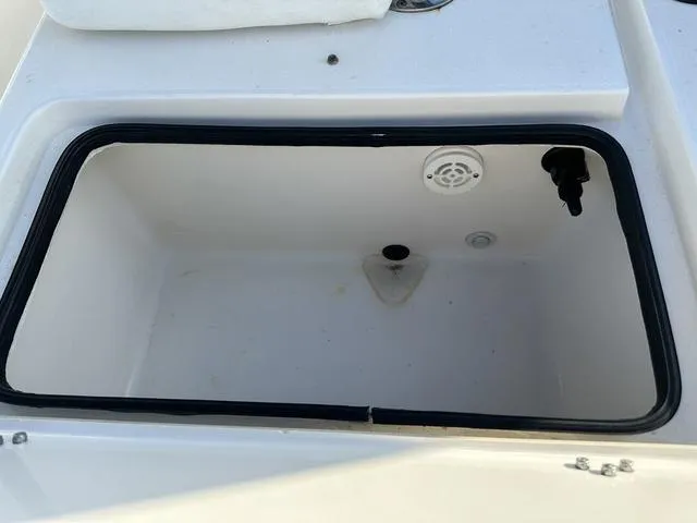 Slide: The Image of Shearwater 25LTD 2017 - 9