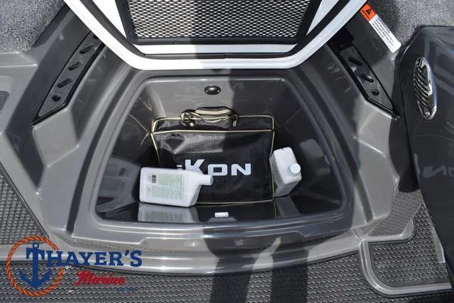 Slide: The Image of Ikon Boats LX21 2025 - 19