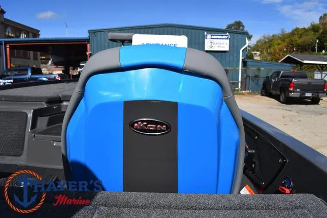 Slide: The Image of Ikon Boats LX21 2025 - 32