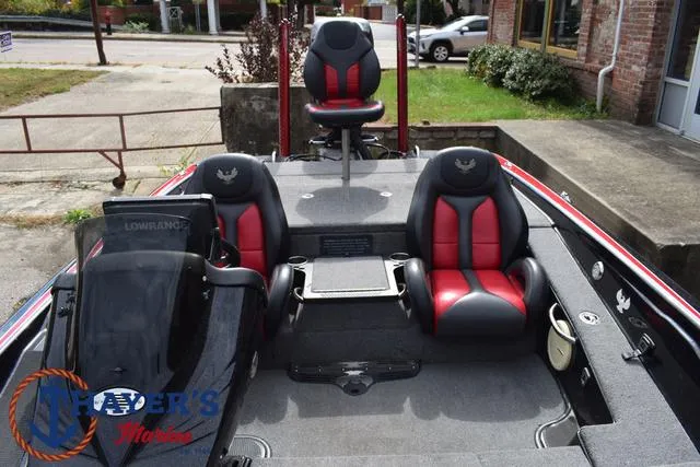 Slide: The Image of 2017 Phoenix Bass Boats 920 ProXP interior with red and black seats, Lowrance electronics. - 32